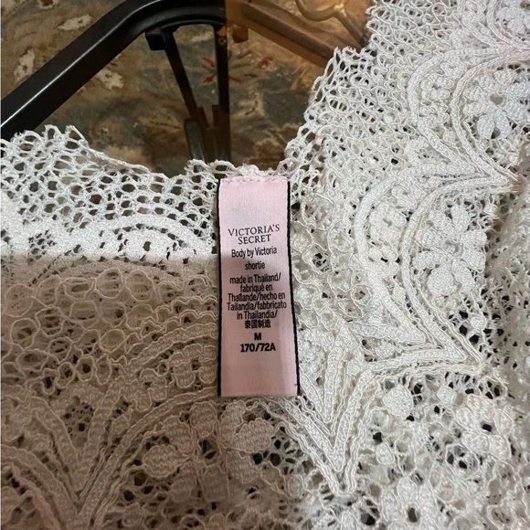Victoria Secret White Lace Women's panties - Picture 4 of 5